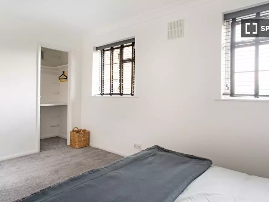 Immagine 19 di Appartamento in affitto  in The Acorns a Loughton