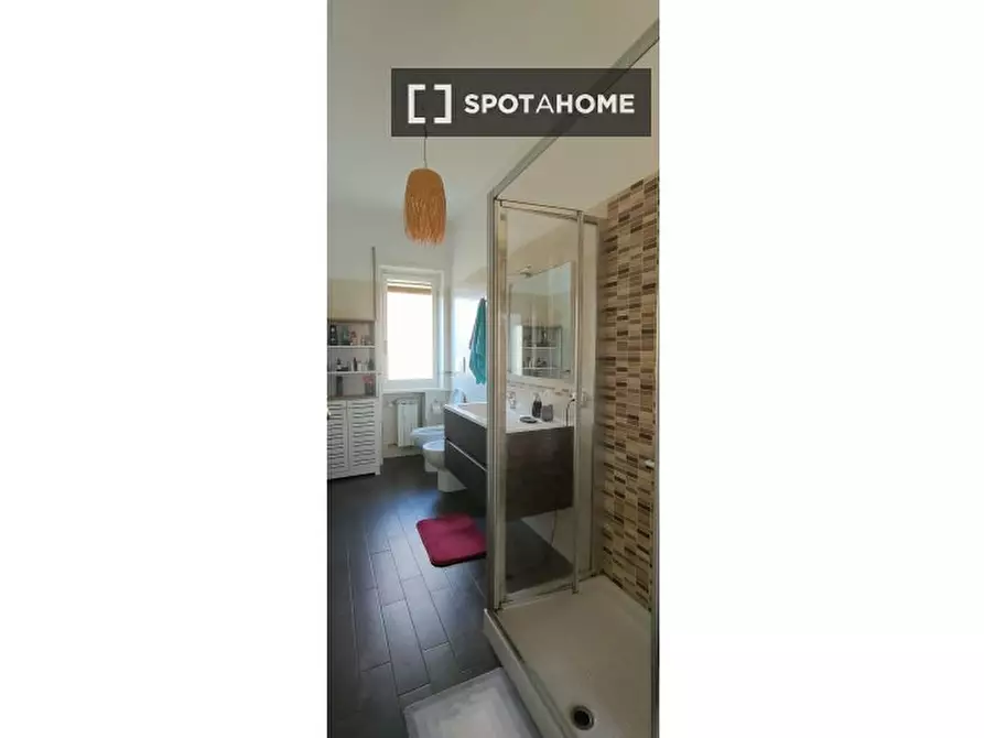 Immagine 4 di Camera condivisa in affitto  in Via Alessandro Pieri a Roma