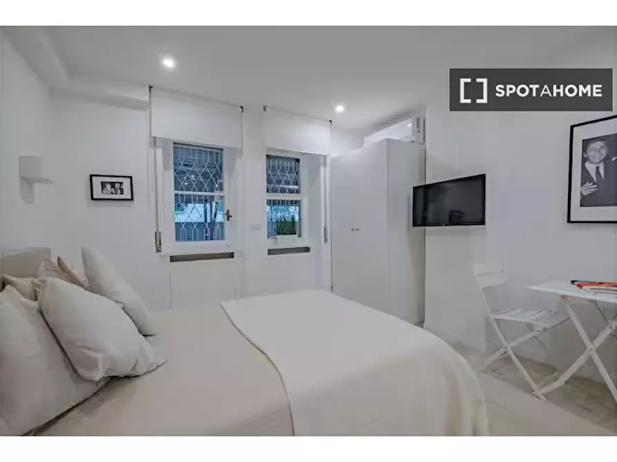 Immagine 5 di Ufficio in affitto  in Via Archimede a Roma