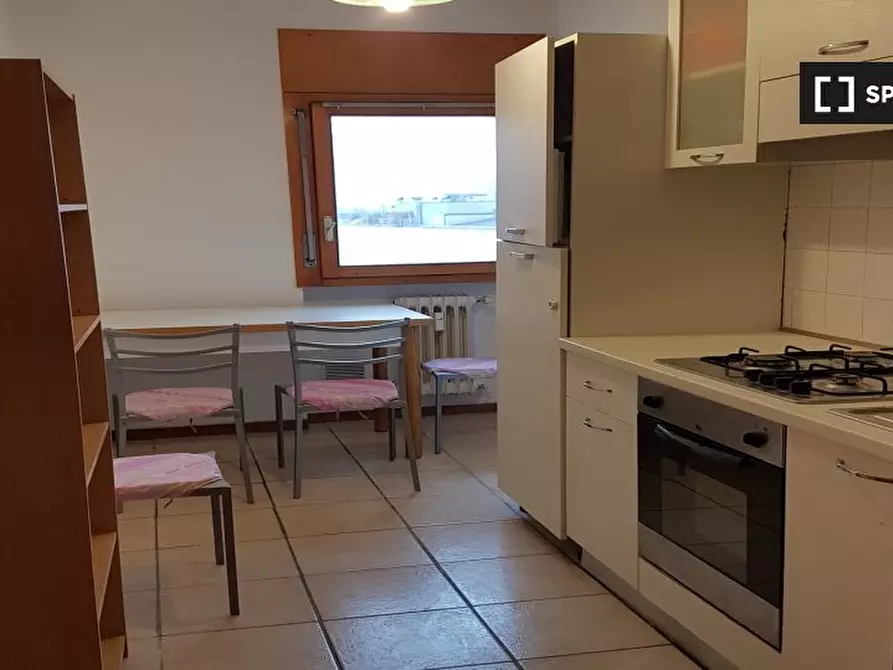 Immagine 14 di Camera condivisa in affitto  in Via Alcide Degasperi a Trento