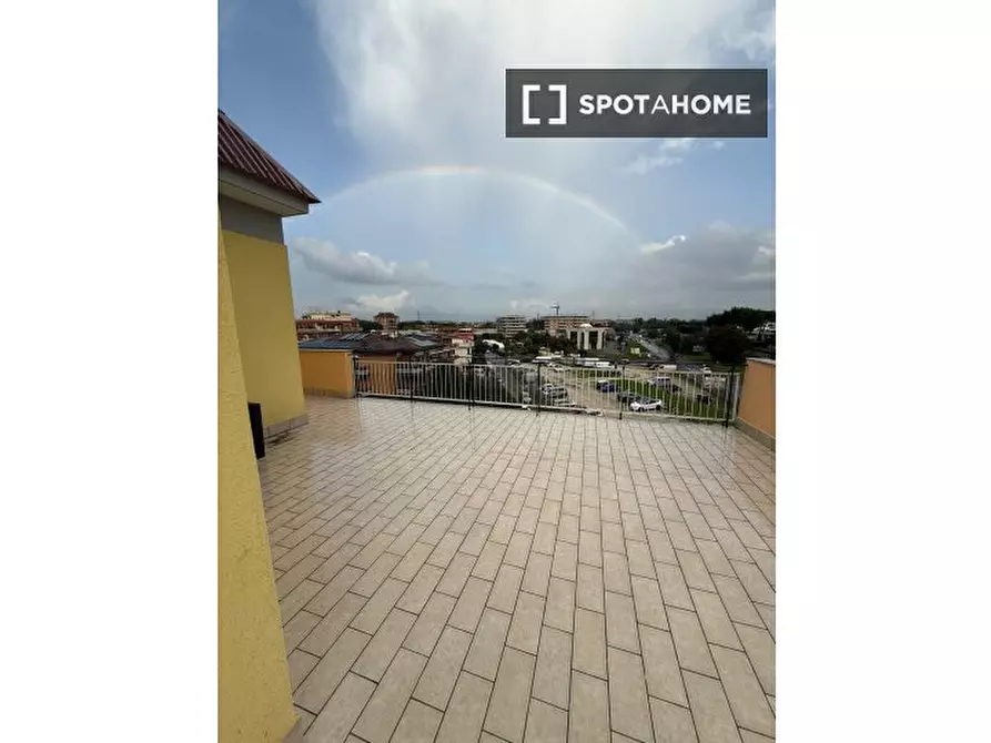 Immagine 18 di Camera condivisa in affitto  in V. Collatina a Roma