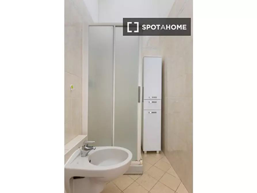 Immagine 15 di Ufficio in affitto  in Via Antonio Gramsci a Bologna