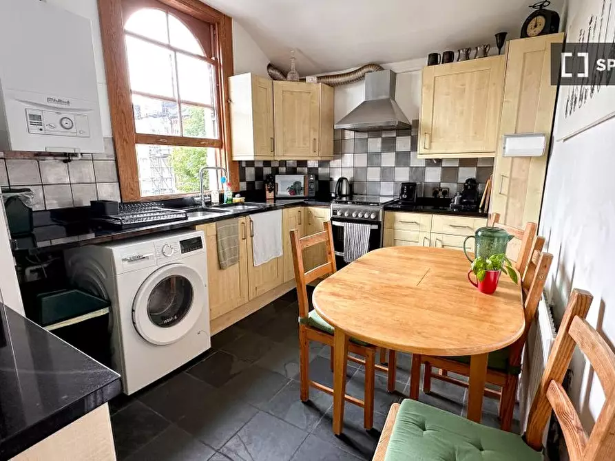 Immagine 6 di Appartamento in affitto  in Willoughby Rd, Hampstead, London NW3 1RU, UK a Camden Town