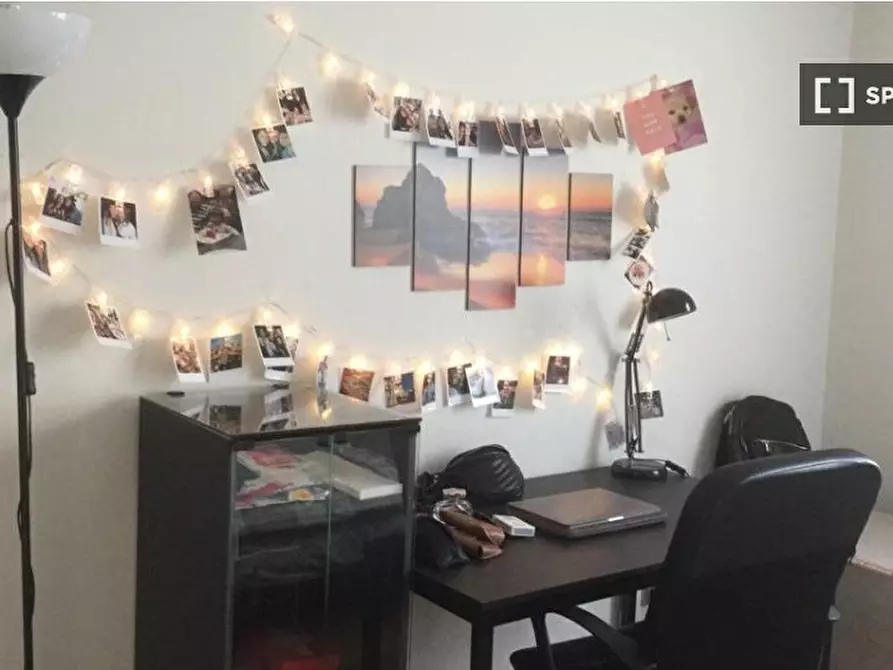 Immagine 6 di Camera condivisa in affitto  in Via Santa Croce a Bologna