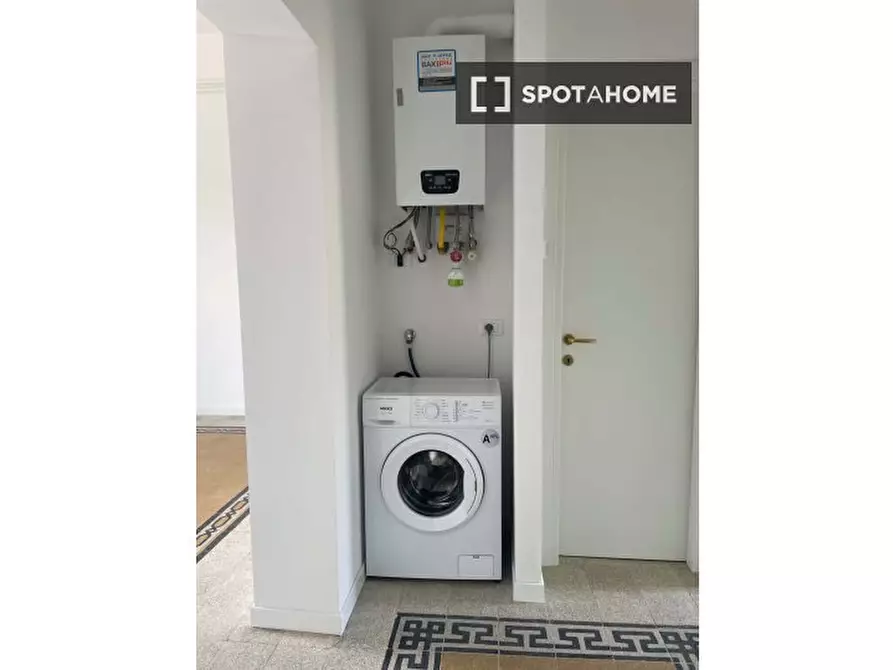 Immagine 14 di Appartamento in affitto  in Via Monte Tomatico a Roma