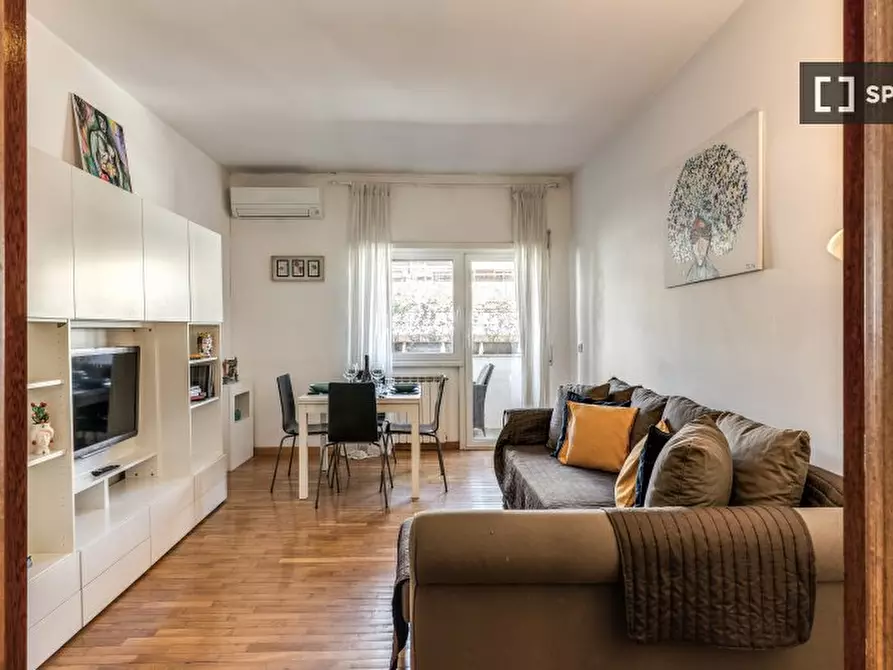 Immagine 12 di Appartamento in affitto  in Via della Moletta a Roma