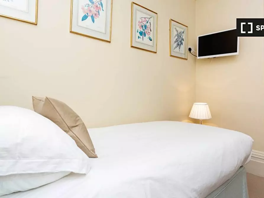 Immagine 10 di Appartamento in affitto  in Berkeley Gardens a Kensington