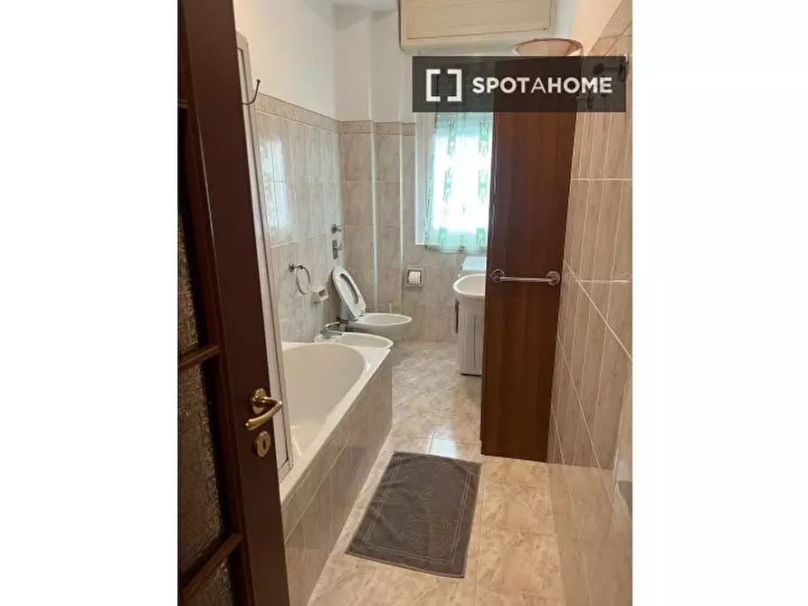 Immagine 19 di Camera condivisa in affitto  in V.le delle Rimembranze di Greco a Milano