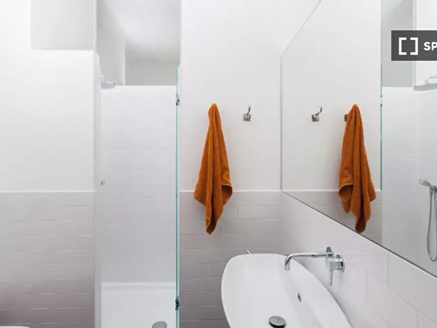 Immagine 3 di Camera condivisa in affitto  in Corso Cristoforo Colombo a Milano