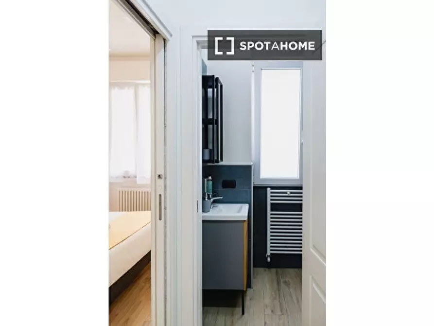 Immagine 2 di Appartamento in affitto  in Via Nicolò Tommaseo a Napoli