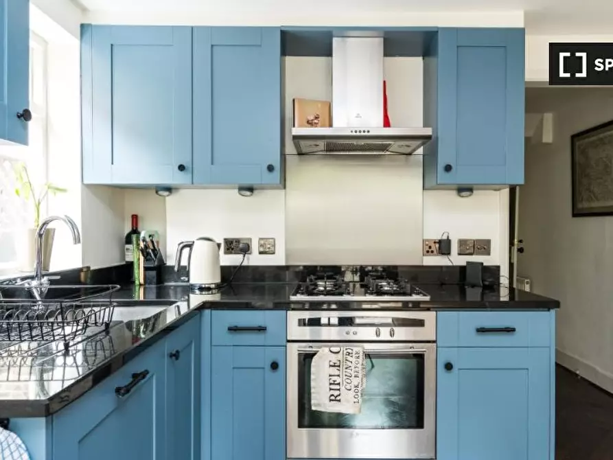Immagine 17 di Appartamento in affitto  in Ingelow Rd a Lambeth