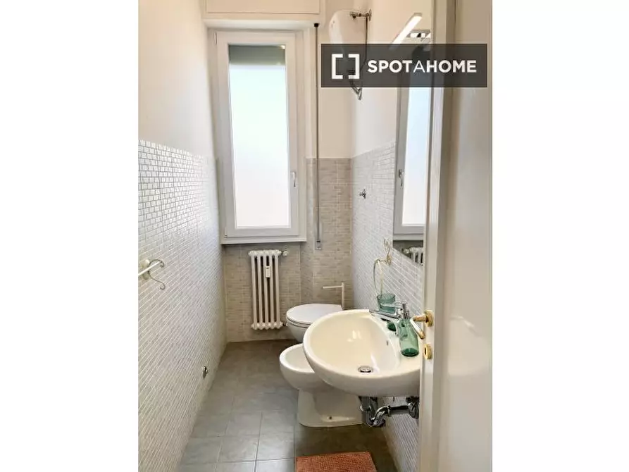 Immagine 19 di Camera condivisa in affitto  in VIA Q. SELLA (4) a Firenze