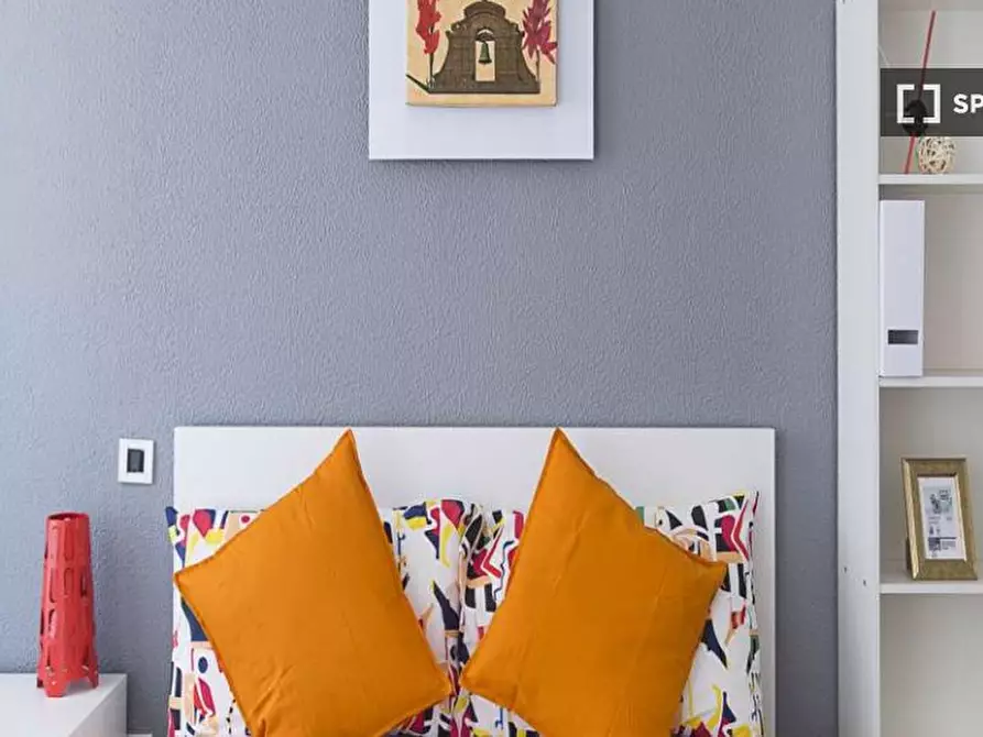 Immagine 1 di Camera condivisa in affitto  in Viale Ca' Granda a Milano