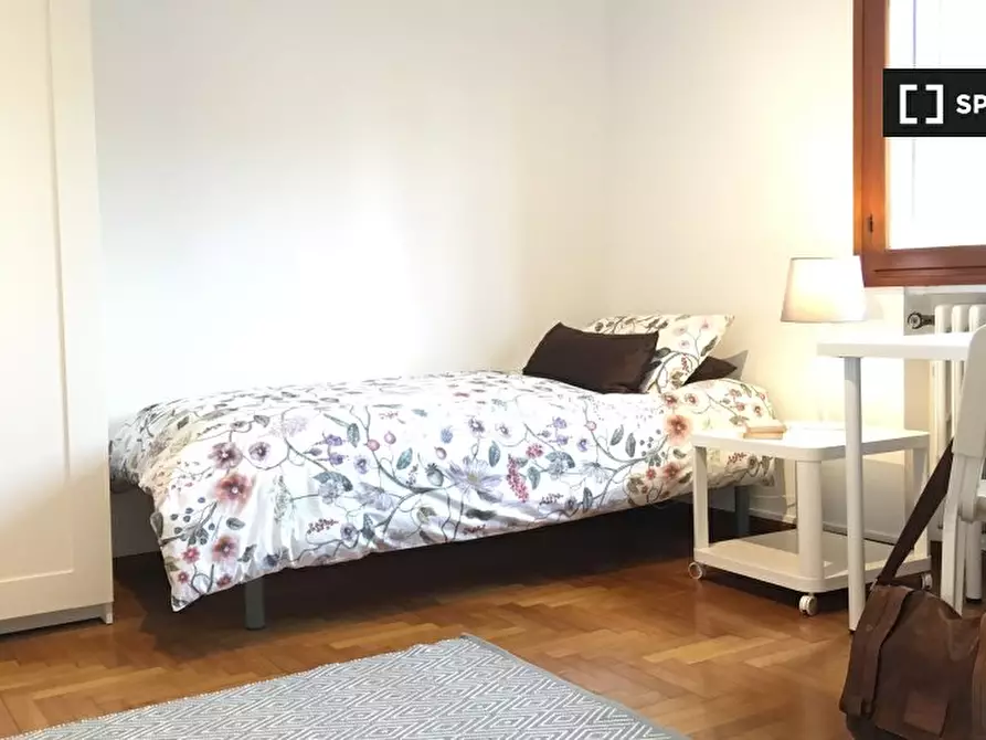 Immagine 6 di Camera condivisa in affitto  in Via Federico Confalonieri a Padova