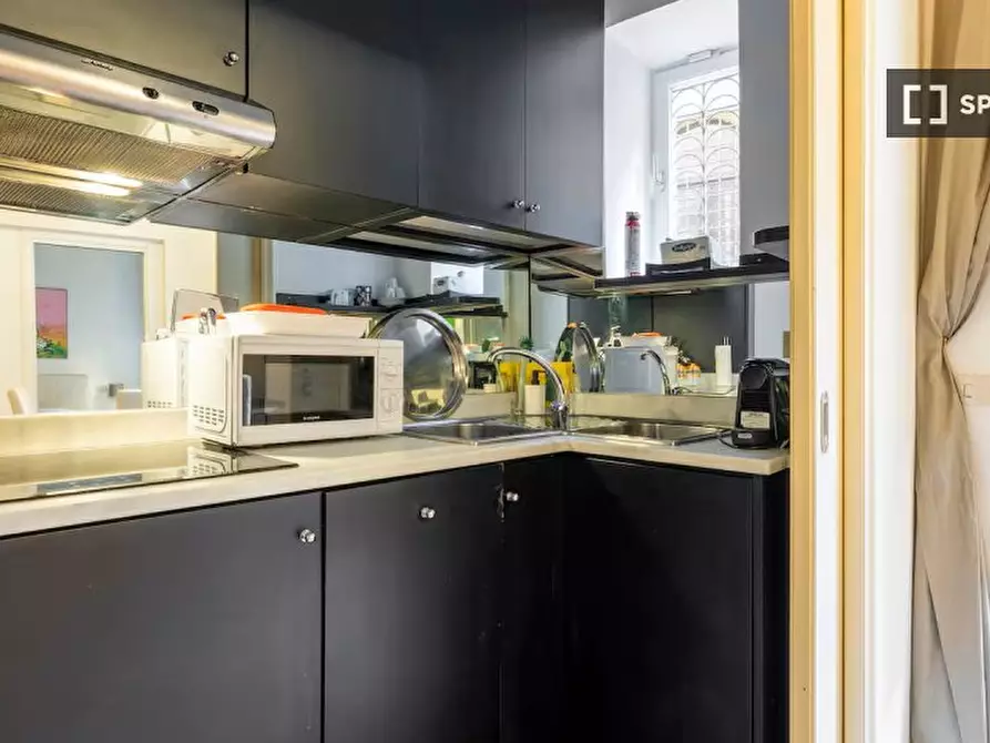 Immagine 9 di Appartamento in affitto  in Via dei Soldati a Roma