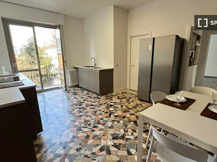 Immagine 9 di Camera condivisa in affitto  in Giovanni Maria a Milano