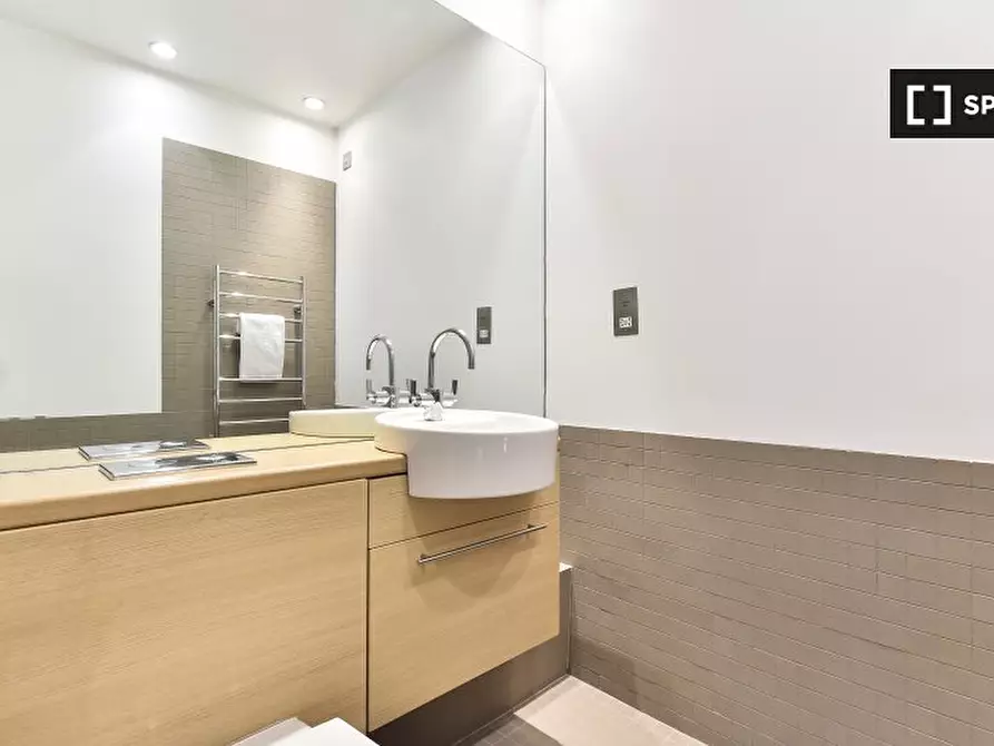 Immagine 10 di Appartamento in affitto  in Curtain Rd a Islington