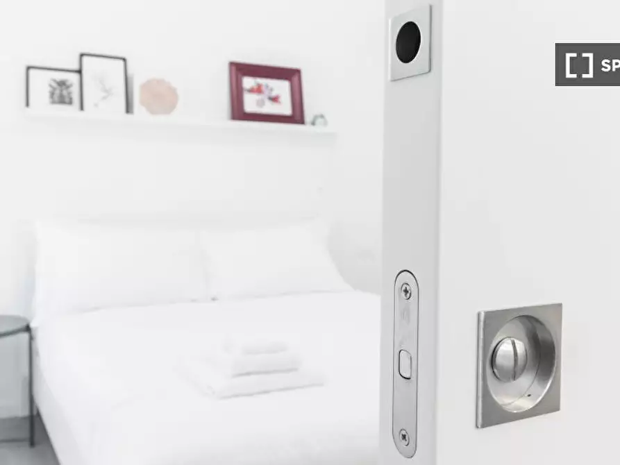 Immagine 15 di Appartamento in affitto  in Via Vincenzo Monti a Milano