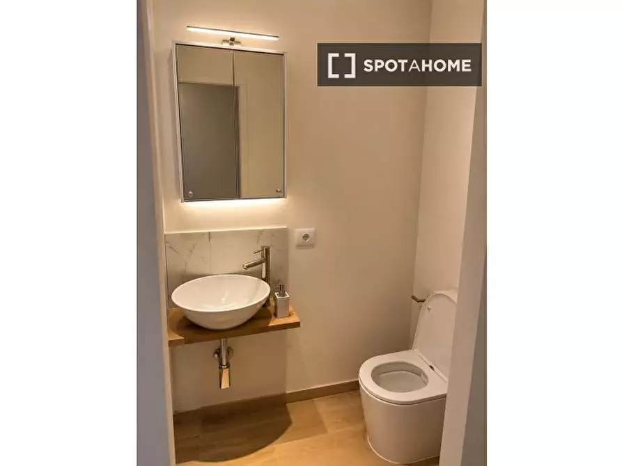 Immagine 5 di Ufficio in affitto  in Via del Porcellana a Firenze