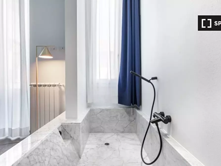 Immagine 18 di Appartamento in affitto  in Via Camillo Cavour a Firenze