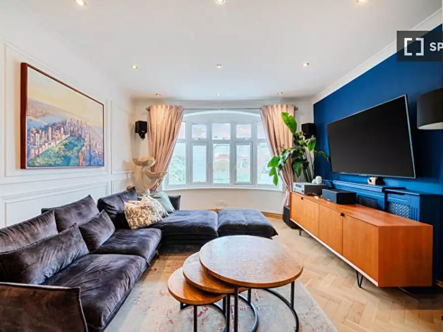 Immagine 10 di Appartamento in affitto  in West Drayton Park Avenue a Hillingdon