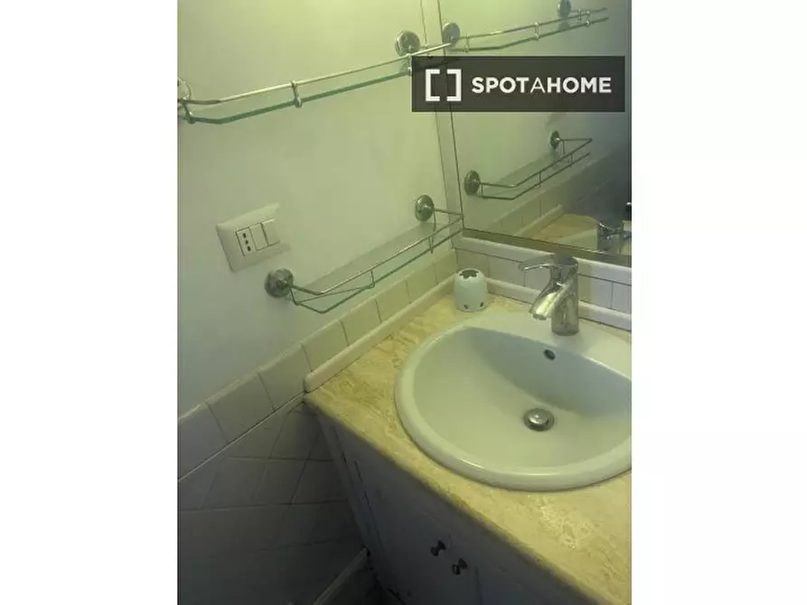 Immagine 1 di Ufficio in affitto  in Via Alessandro Poerio a Roma