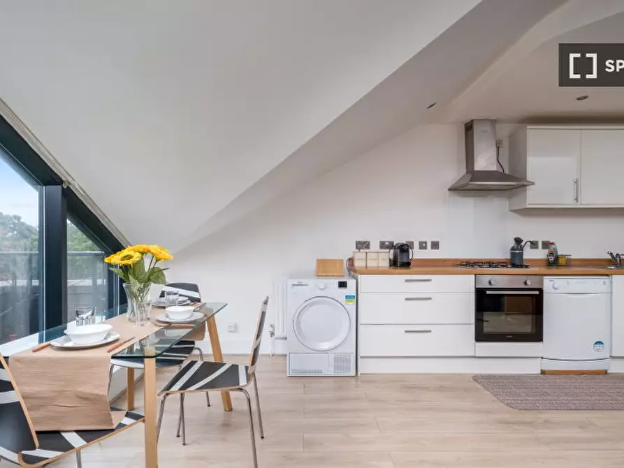 Immagine 11 di Appartamento in affitto  in Lion Court a Poplar
