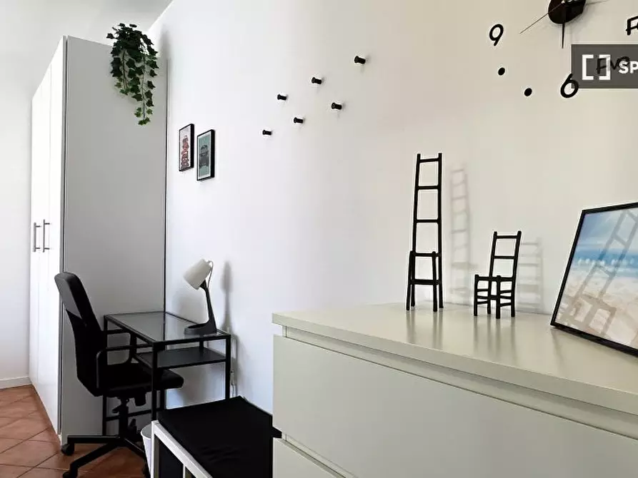 Immagine 3 di Camera condivisa in affitto  in Via Alberto Lupo a Roma