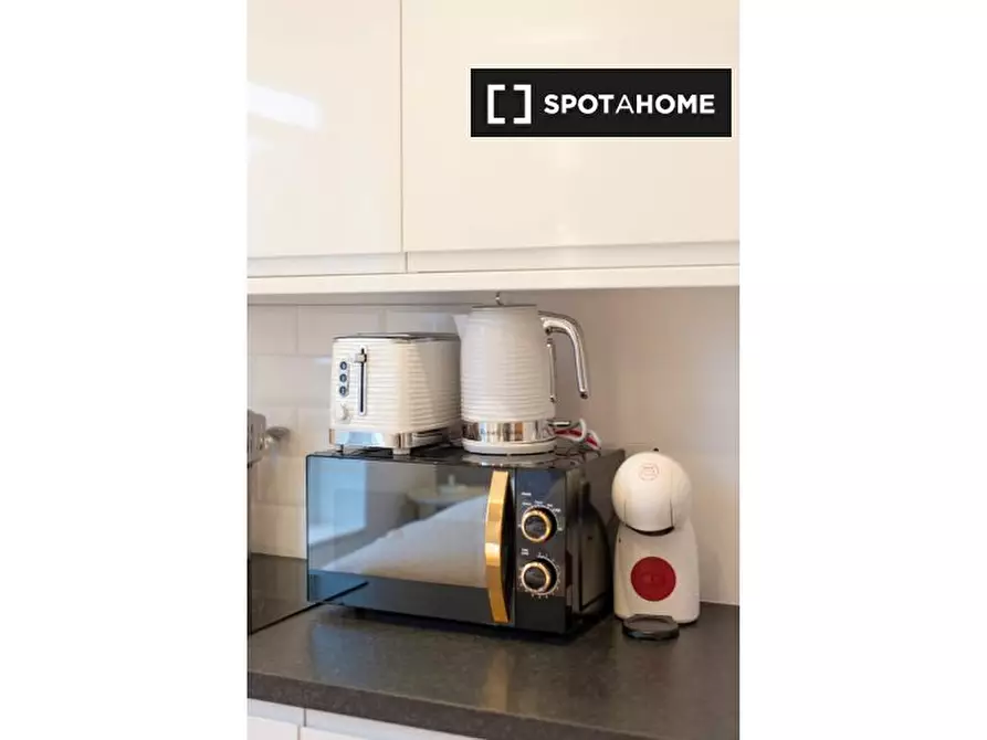 Immagine 3 di Ufficio in affitto  in Flat 32-34 Swinton StLondon WC1X 9NX a Camden Town