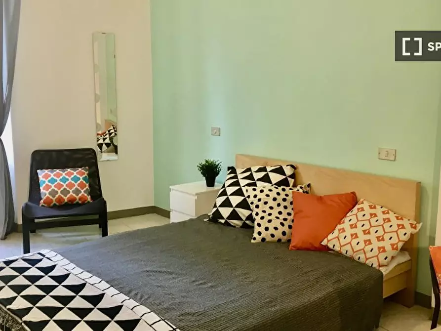 Immagine 1 di Camera condivisa in affitto  in Via del Ponte Rosso a Firenze