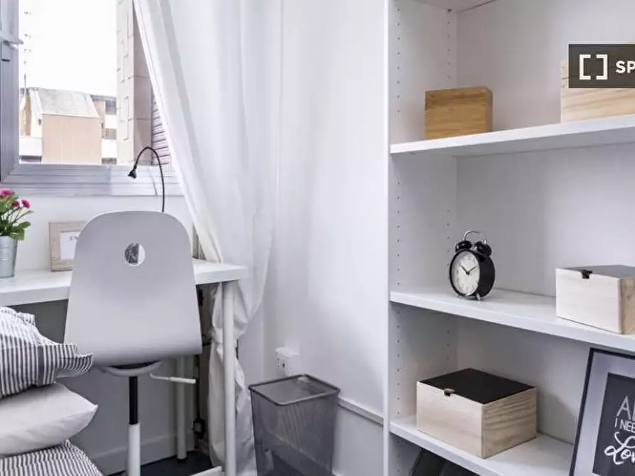 Immagine 4 di Camera condivisa in affitto  in Via Giuseppe Frua a Milano