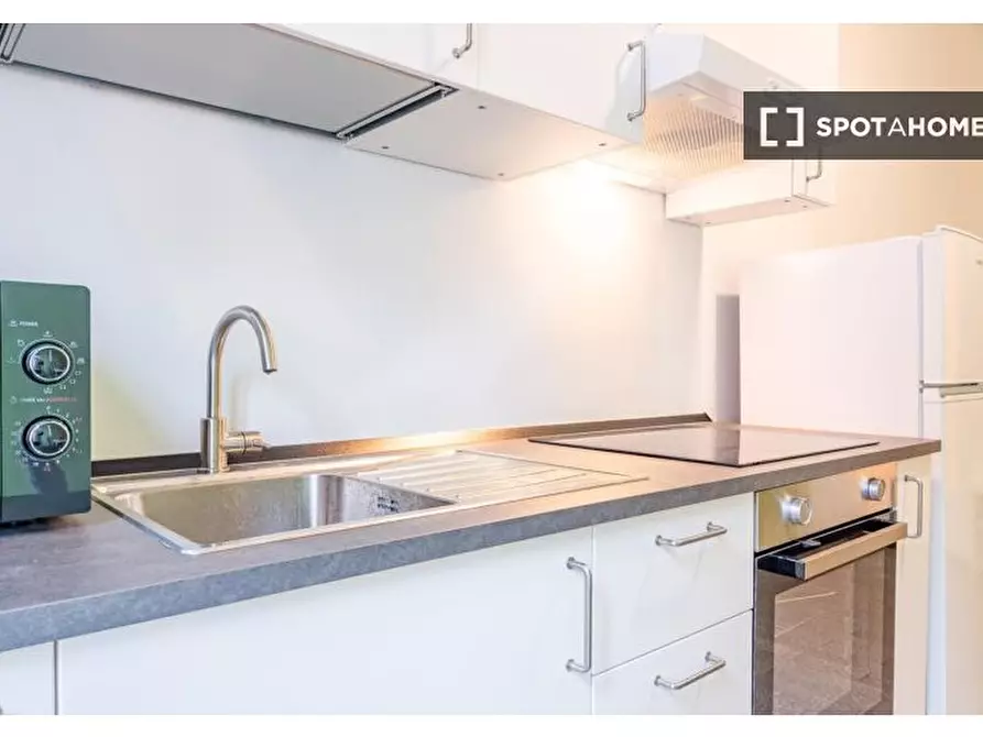 Immagine 19 di Camera condivisa in affitto  in Via G.B. Tiepolo a Cinisello Balsamo