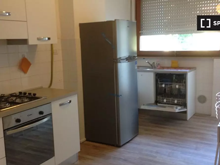 Immagine 5 di Camera condivisa in affitto  in Via Felice Ciatti a Perugia