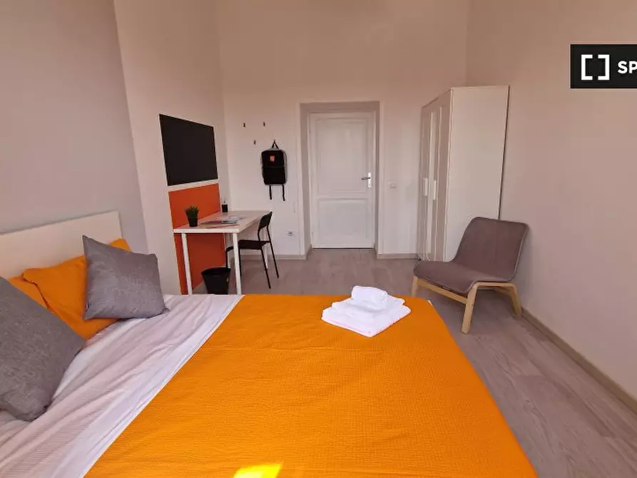 Immagine 5 di Camera condivisa in affitto  in Via Ostiense a Roma