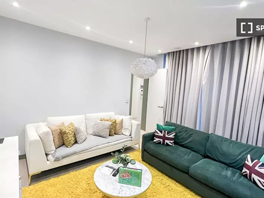 Immagine 19 di Appartamento in affitto  in Green St a 