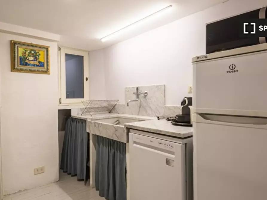 Immagine 8 di Appartamento in affitto  in Via della Vigna Vecchia a Firenze