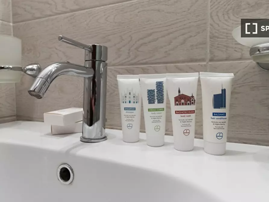 Immagine 12 di Appartamento in affitto  in Viale Bligny a Milano