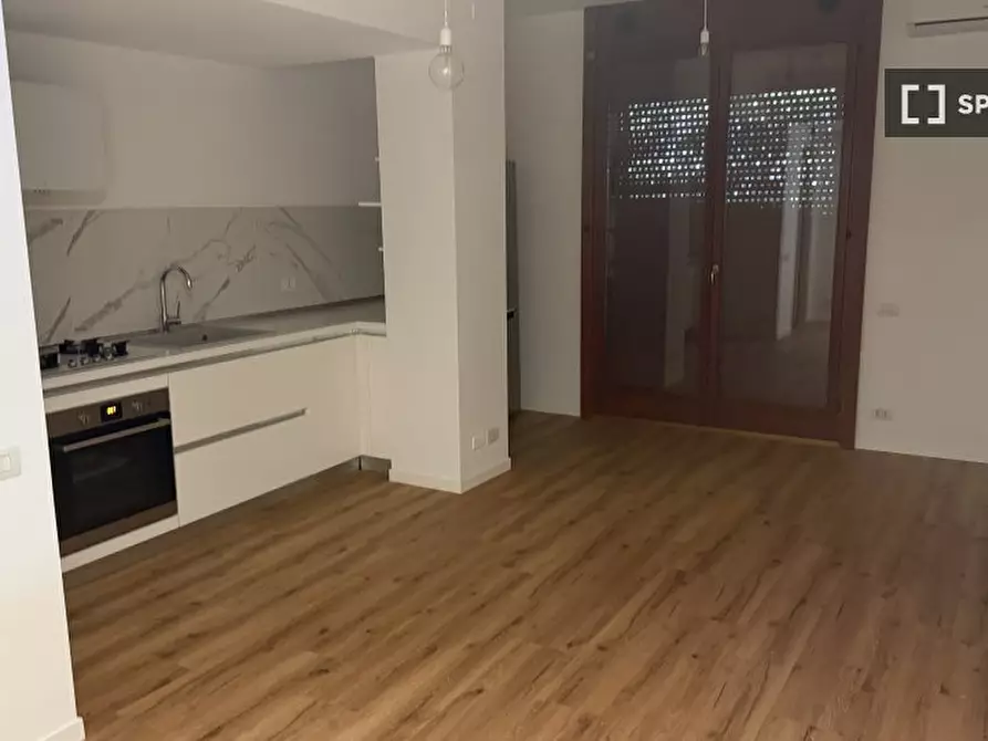 Immagine 3 di Appartamento in affitto  in Via Luigi Settembrini a Milano