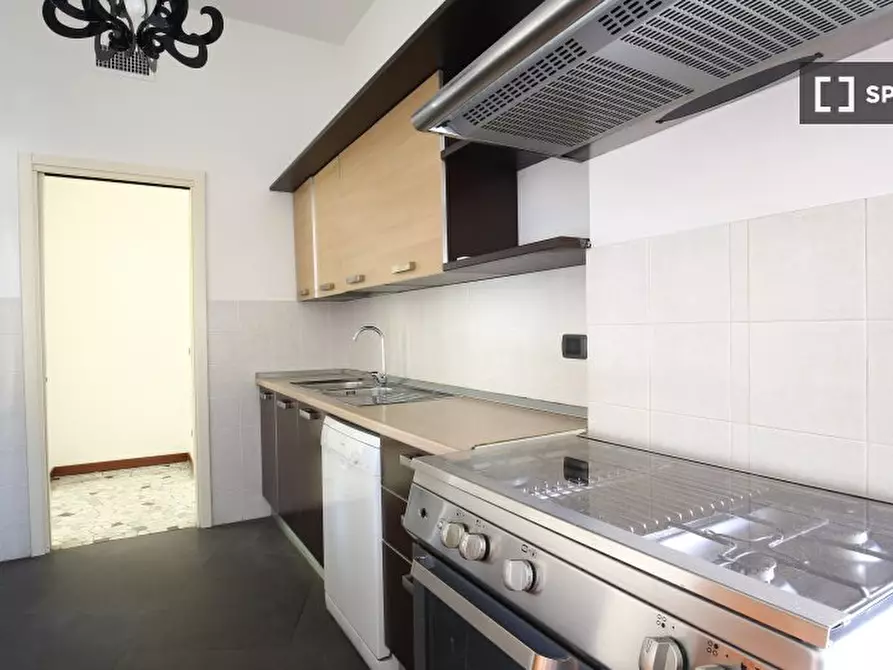 Immagine 13 di Camera condivisa in affitto  in Viale Vittorio Veneto a Milano