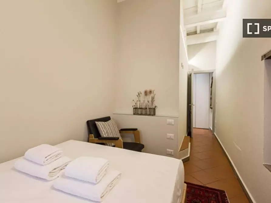 Immagine 8 di Appartamento in affitto  in Borgo S. Frediano a Firenze