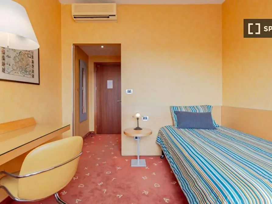 Immagine 14 di Camera condivisa in affitto  in Lungo Dora Napoli a Torino