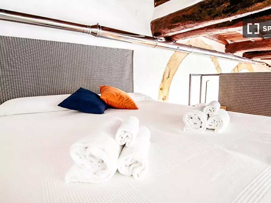 Immagine 19 di Ufficio in affitto  in Via Santa Croce a Cagliari