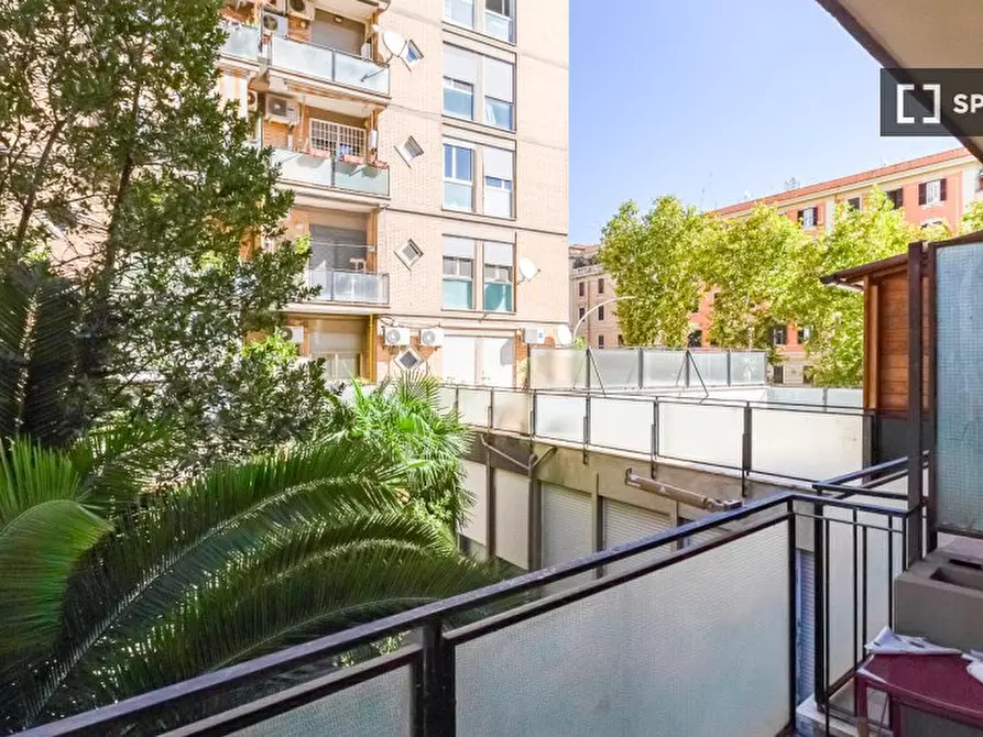 Immagine 6 di Camera condivisa in affitto  in Via Ostiense a Roma