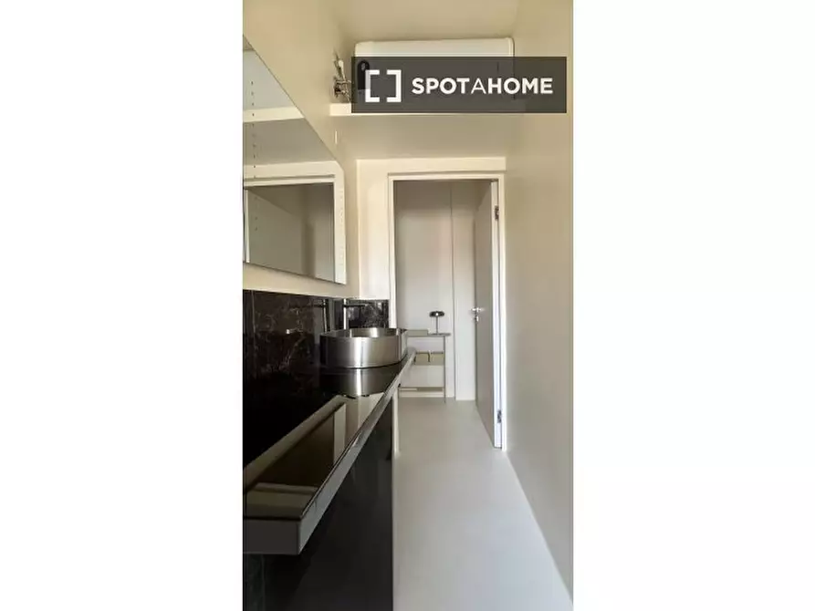 Immagine 1 di Ufficio in affitto  in Via Marco D'Agrate a Milano