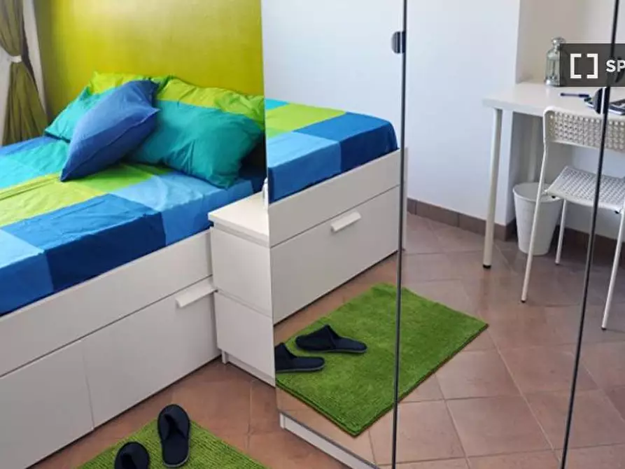 Immagine 3 di Camera condivisa in affitto  in Via Fara a Milano