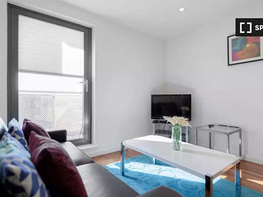 Immagine 4 di Appartamento in affitto  in Stanley Rd a Merton