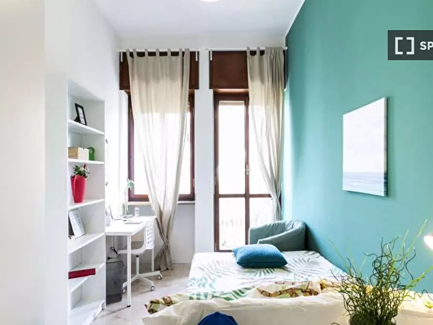 Immagine 2 di Camera condivisa in affitto  in Viale Beatrice D'Este a Milano