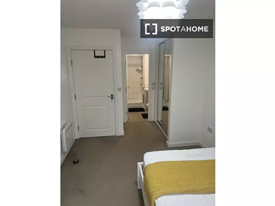 Immagine 3 di Camera condivisa in affitto  in Little Brights Rd a Crayford