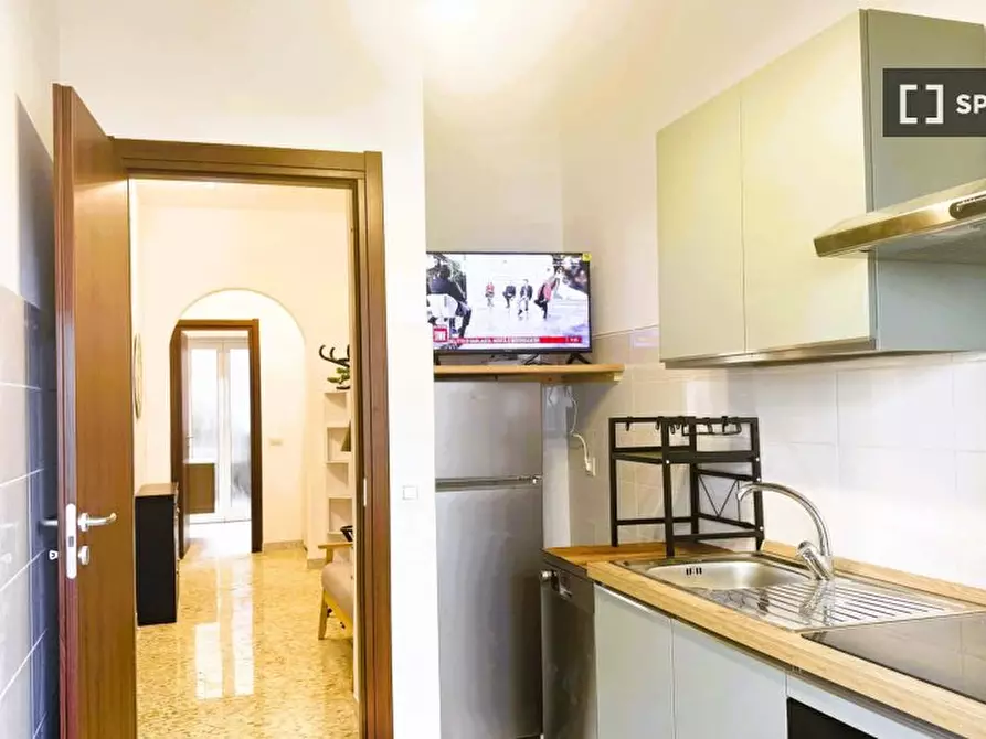 Immagine 7 di Appartamento in affitto  in Via Cardinal Salotti a Roma