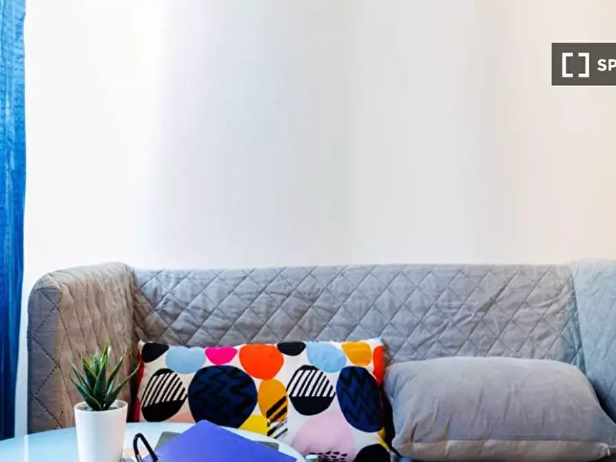 Immagine 6 di Camera condivisa in affitto  in Via Natale Battaglia a Milano